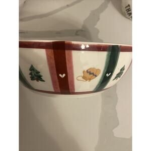 Vintage Pfaltzgraff Holiday Serving Bowl 9 Inches Snowflake Tree Mittens